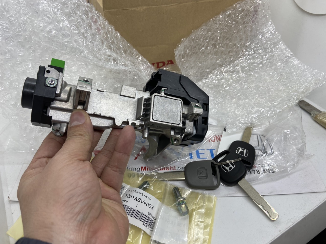 Cụm khoá khởi động xe Honda CIVIC 2011